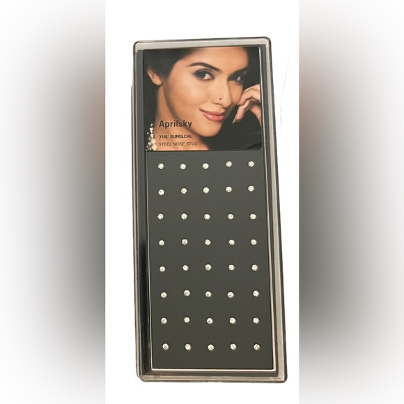 Aprilsky Accessories - 40 SURGICAL STEEL NOSE STUDS 316L NEW IN BOX